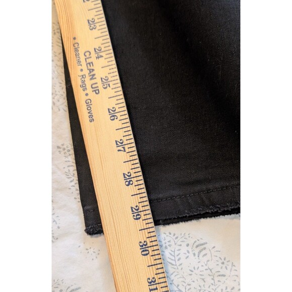 YMI Curvy Fit Women’s Size 14 Skinny Jeans Black High Rise Distressed NWT - Picture 13 of 13